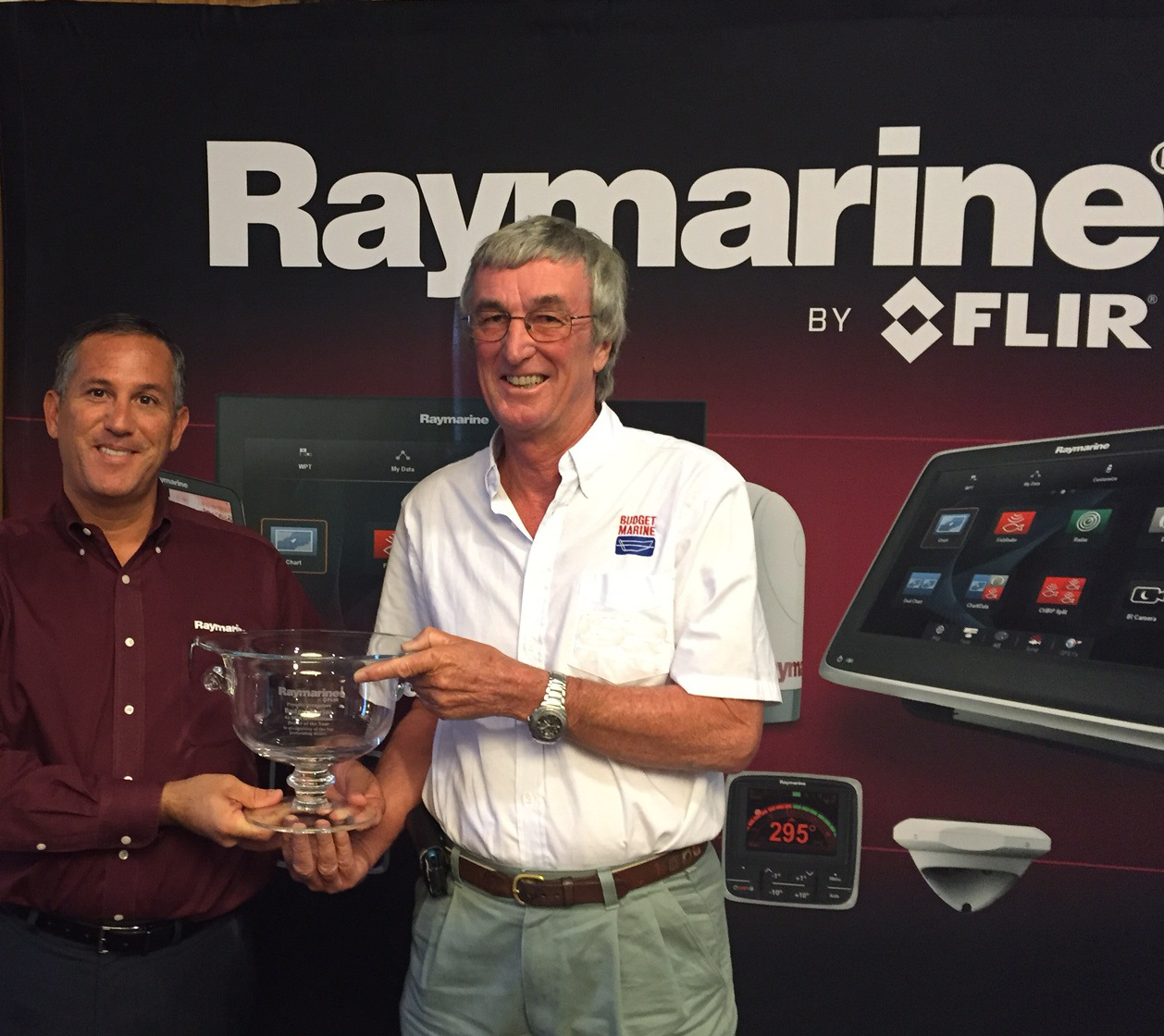 Budget Marine receives Raymarine 2014 International Dealer of the Year Award 1
