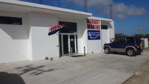 Budget Marine Bonaire 1